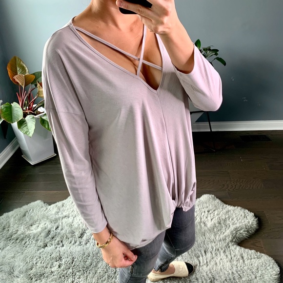 🏷Alexis Top Lilac Gray - Picture 3 of 7